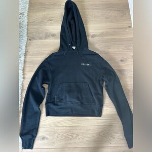 RE/DONE Cropped Hoodie in Black